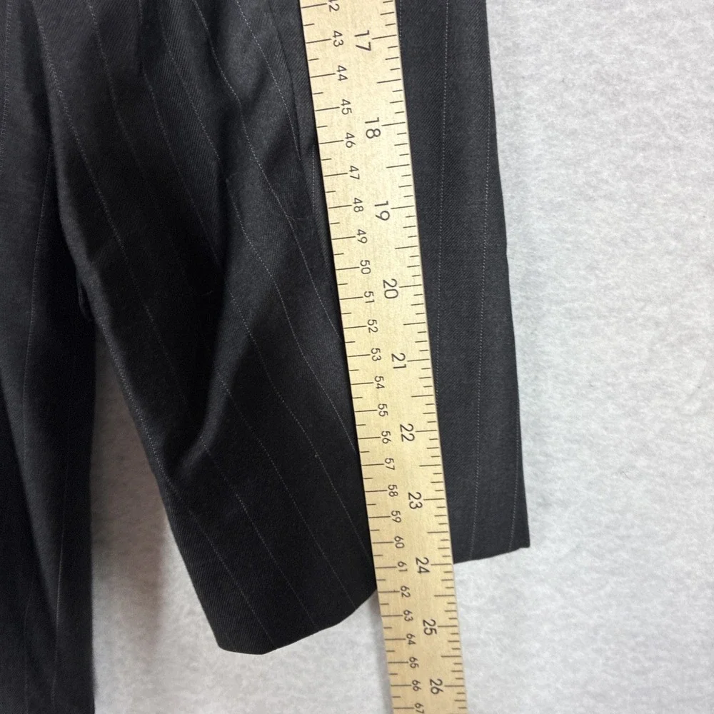 Jos. A Bank Men's Wool Charcoal Gray Pinstripe Suit 2 Piece 44R 38x33 Formal